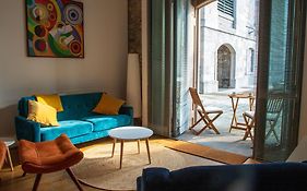 Timeless Quarters Within Royal William Yard